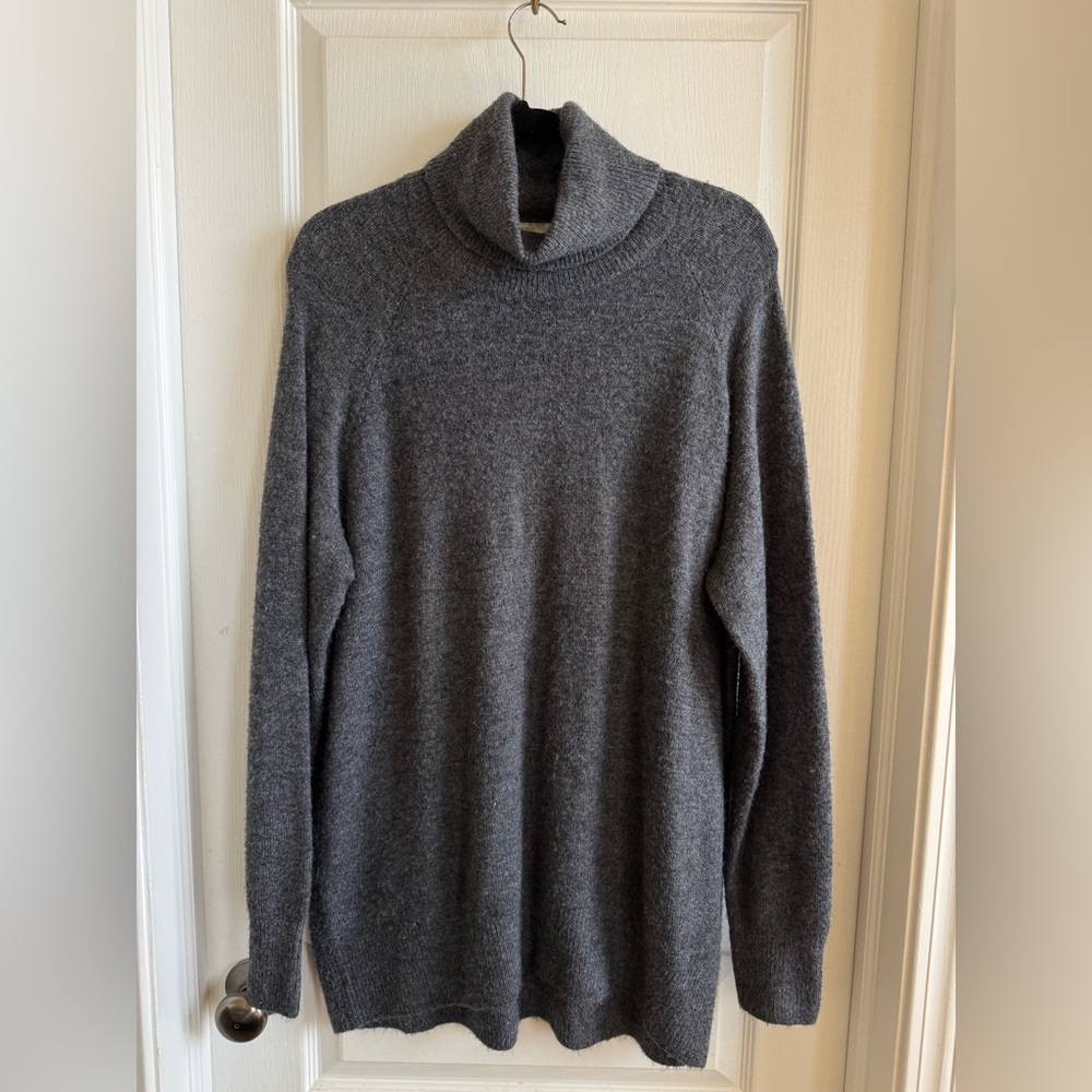 H&M charcoal grey long turtleneck sweater M
